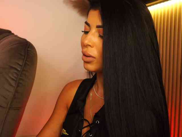 KimyBroox webcam