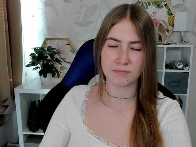 desireMegan live cam on BongaCams