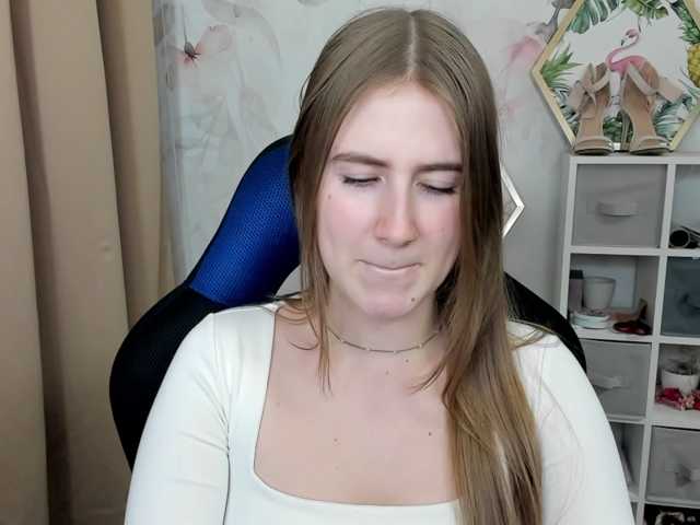 desireMegan live cam on BongaCams