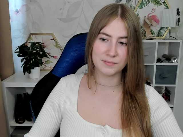 desireMegan live cam on BongaCams
