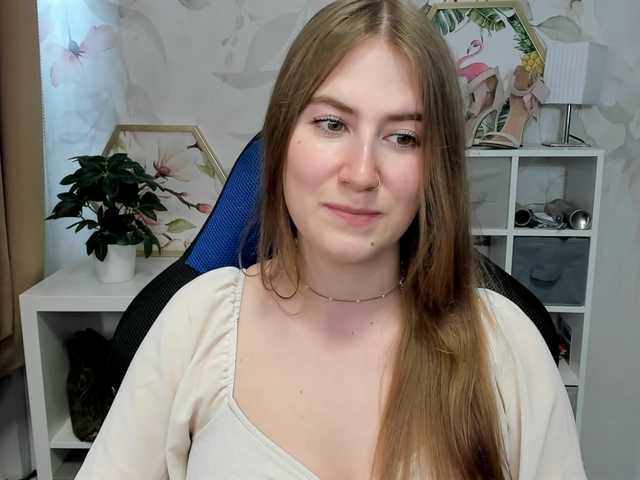 desireMegan live cam on BongaCams
