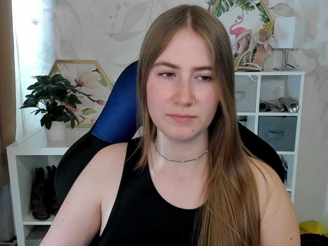 desireMegan live cam on BongaCams