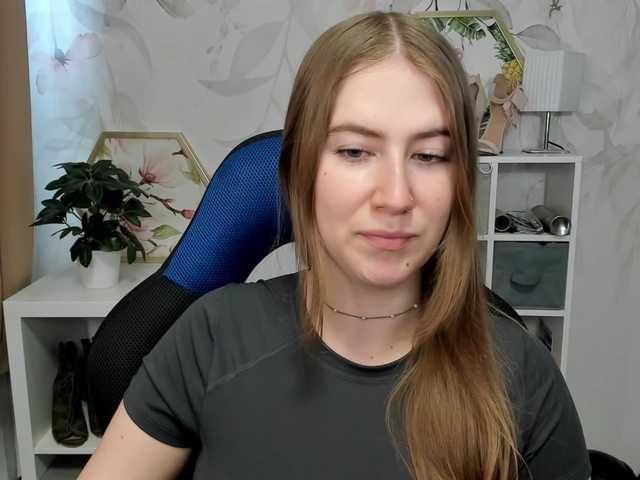 desireMegan live cam on BongaCams