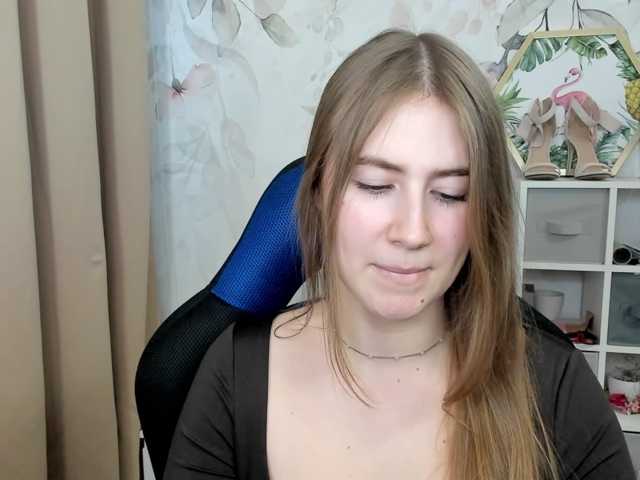 desireMegan live cam on BongaCams