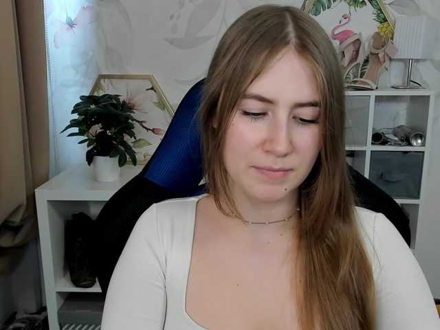 desireMegan live cam on BongaCams