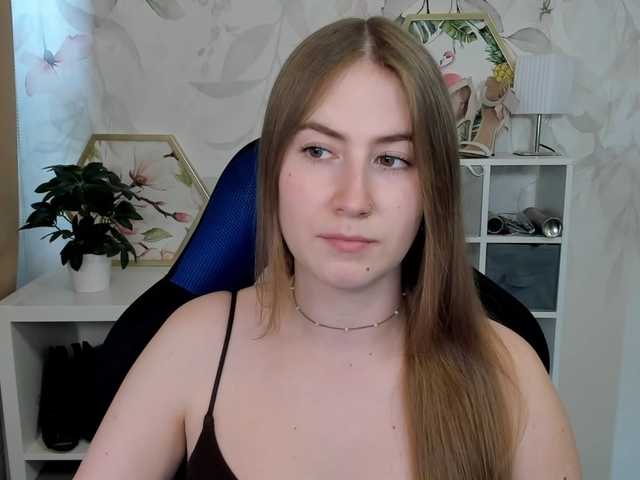 desireMegan live cam on BongaCams