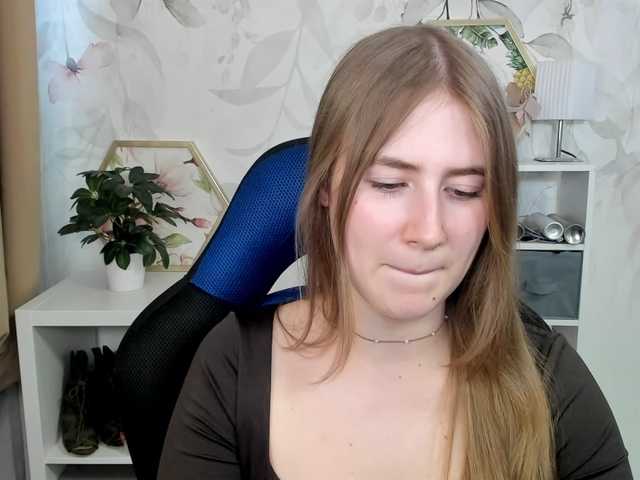 desireMegan live cam on BongaCams