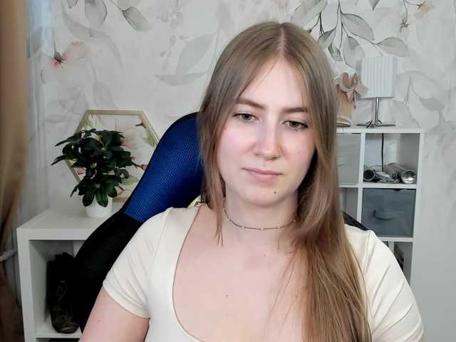 desireMegan live cam on BongaCams