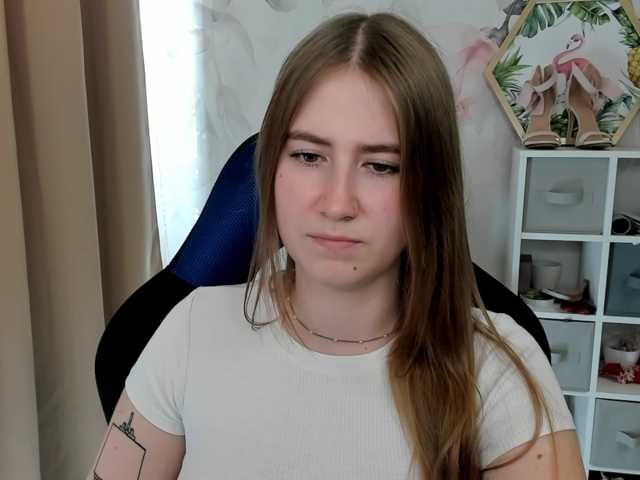 desireMegan live cam on BongaCams