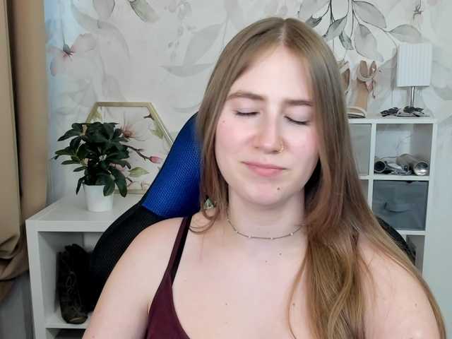 desireMegan