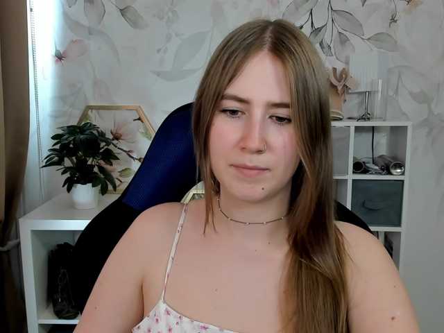 desireMegan live cam on BongaCams