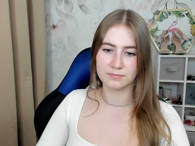 desireMegan live cam on BongaCams