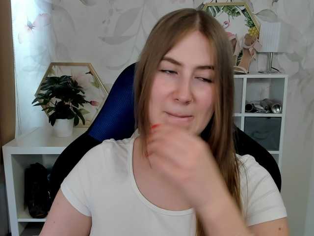 desireMegan live cam on BongaCams