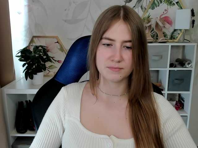 desireMegan live cam preview