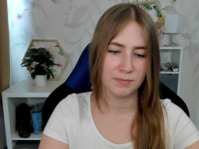 desireMegan live cam on BongaCams
