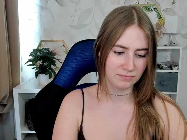 desireMegan live cam on BongaCams