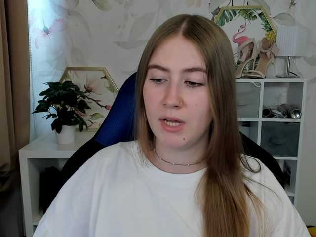 desireMegan live webcam show