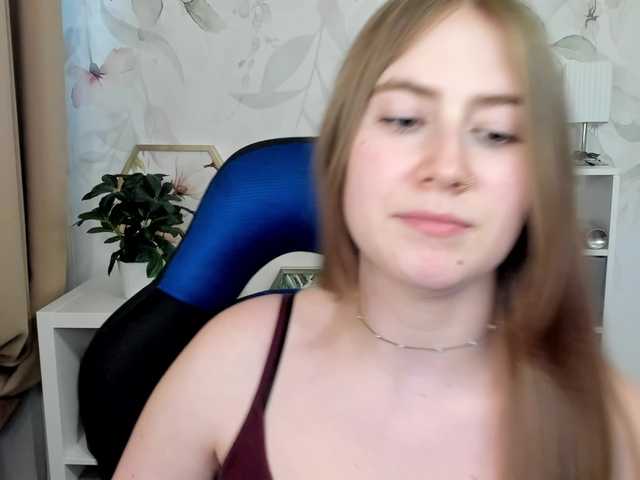 desireMegan live cam on BongaCams