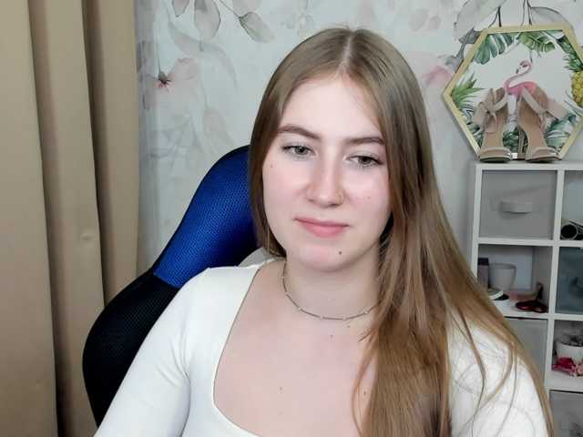 desireMegan live cam on BongaCams