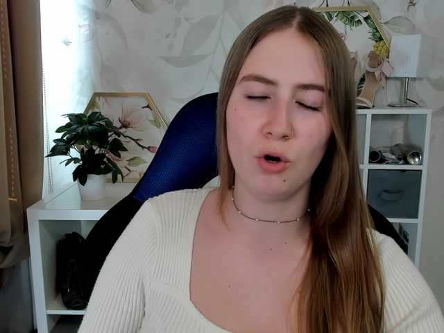 desireMegan live webcam show