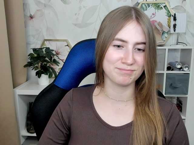 desireMegan live cam on BongaCams