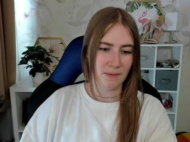 desireMegan live cam on BongaCams