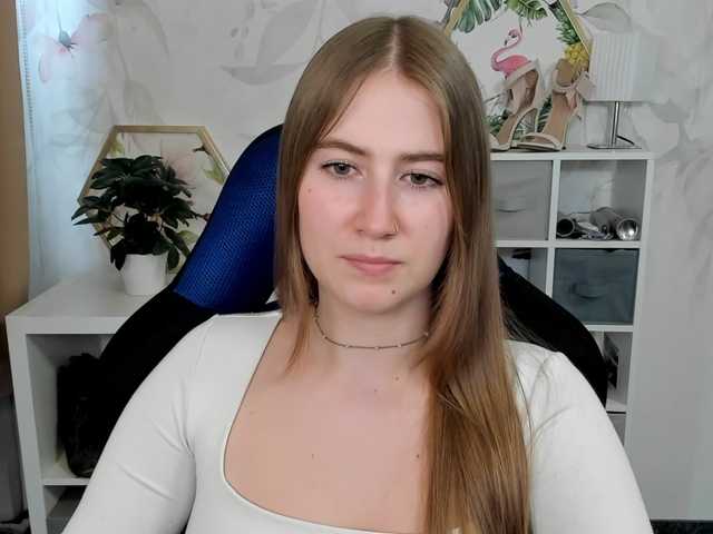 desireMegan live cam on BongaCams