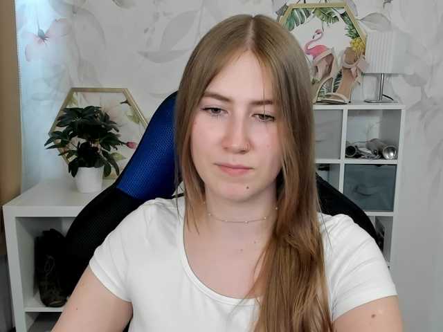 desireMegan live cam on BongaCams