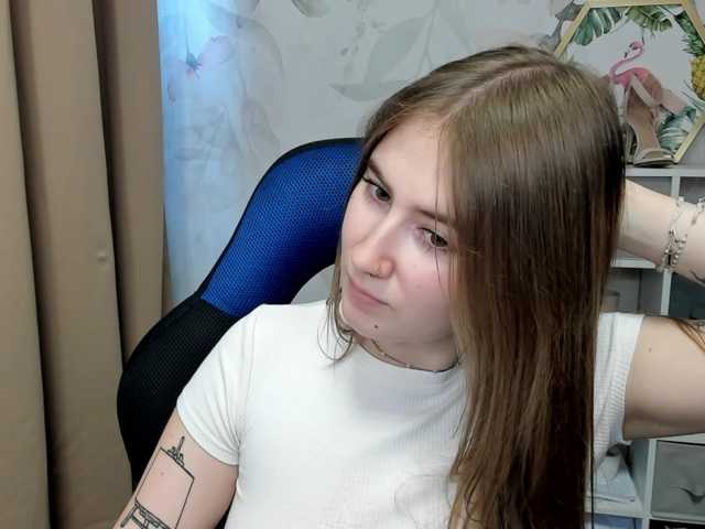 desireMegan live cam on BongaCams