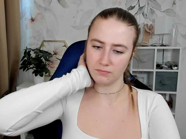desireMegan live cam on BongaCams