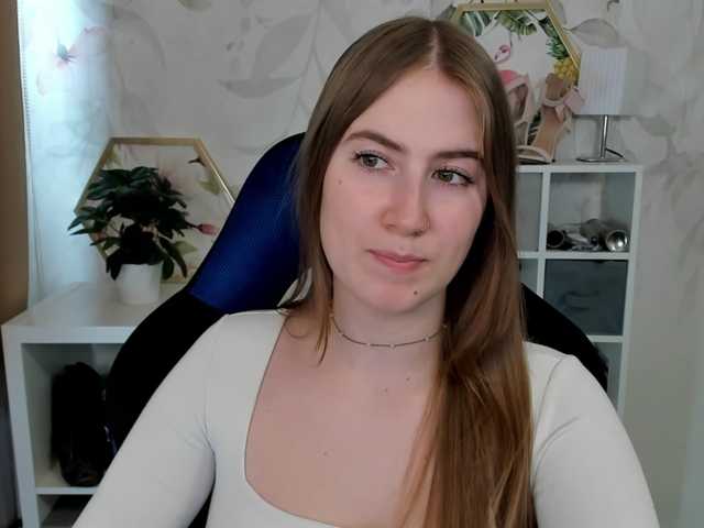 desireMegan live cam on BongaCams