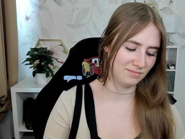 desireMegan live cam on BongaCams