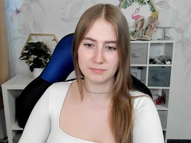 desireMegan live cam on BongaCams