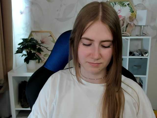 desireMegan live cam on BongaCams