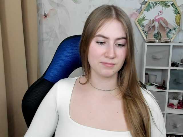 desireMegan live cam on BongaCams