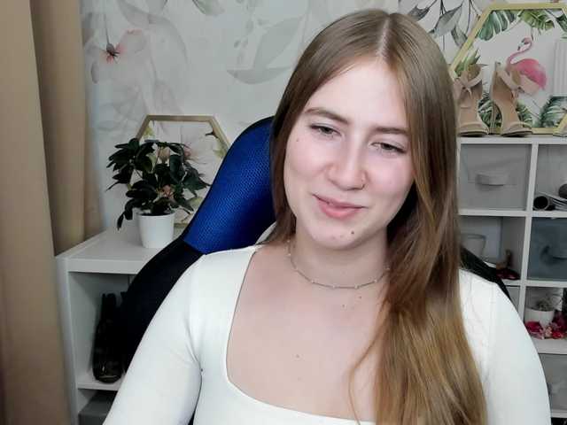 desireMegan live cam on BongaCams