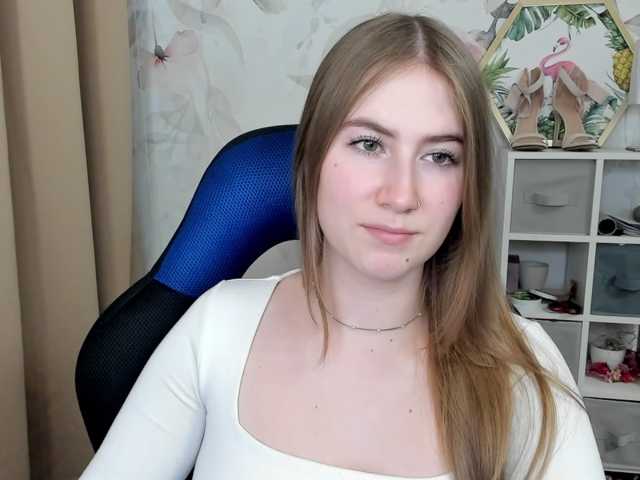 desireMegan live cam on BongaCams