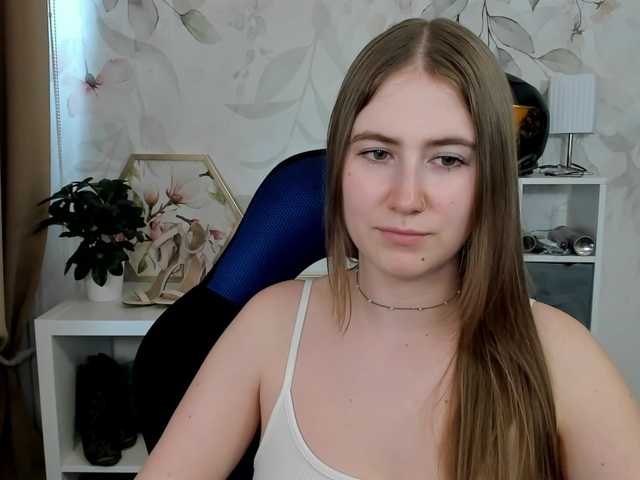 desireMegan live cam on BongaCams