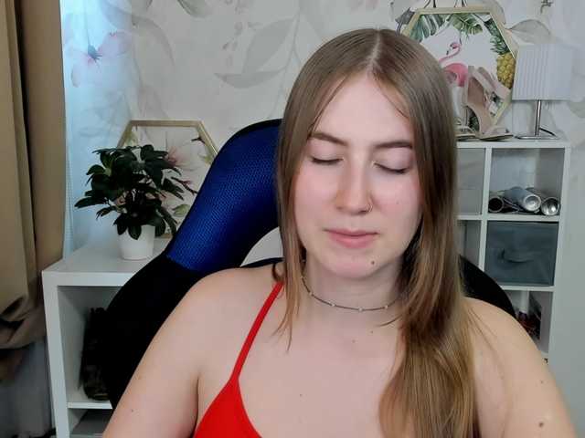 desireMegan live cam on BongaCams
