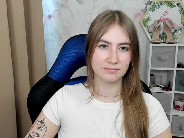 desireMegan live cam on BongaCams