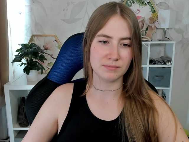 desireMegan live cam on BongaCams