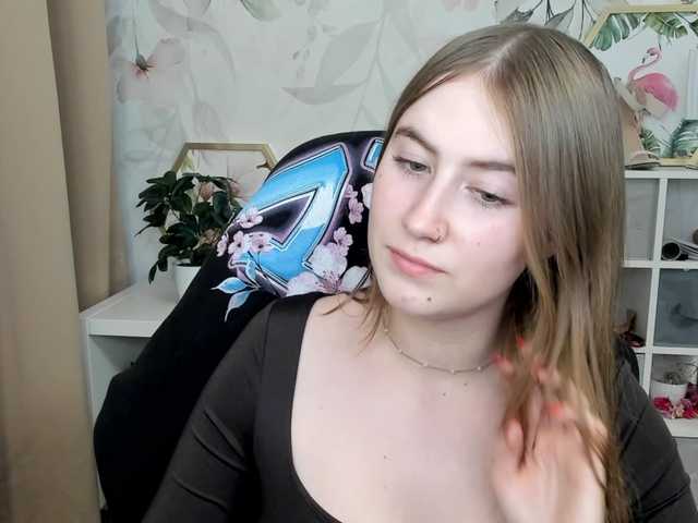 desireMegan live cam on BongaCams