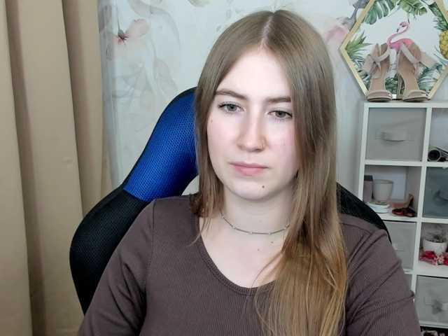 desireMegan live cam preview