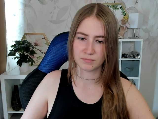 desireMegan live cam on BongaCams
