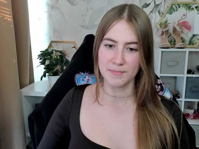 desireMegan live cam preview