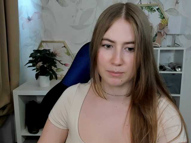 Chat with desireMegan live cam