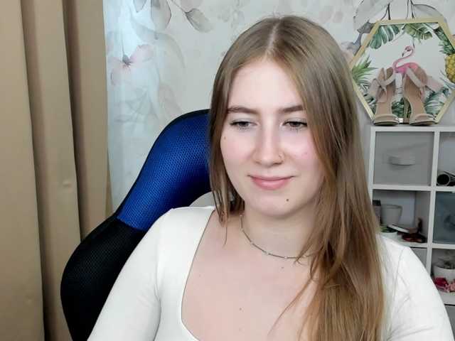 desireMegan live cam on BongaCams