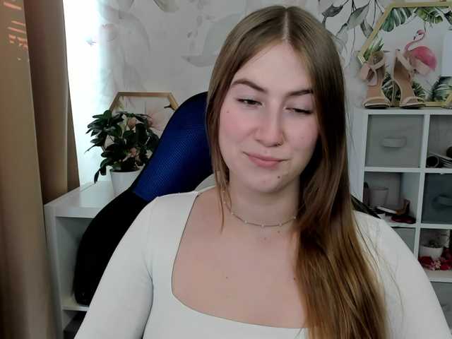 desireMegan live cam on BongaCams
