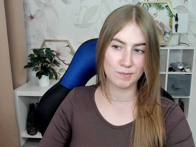 desireMegan live cam on BongaCams