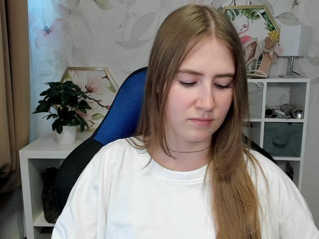 desireMegan live webcam show